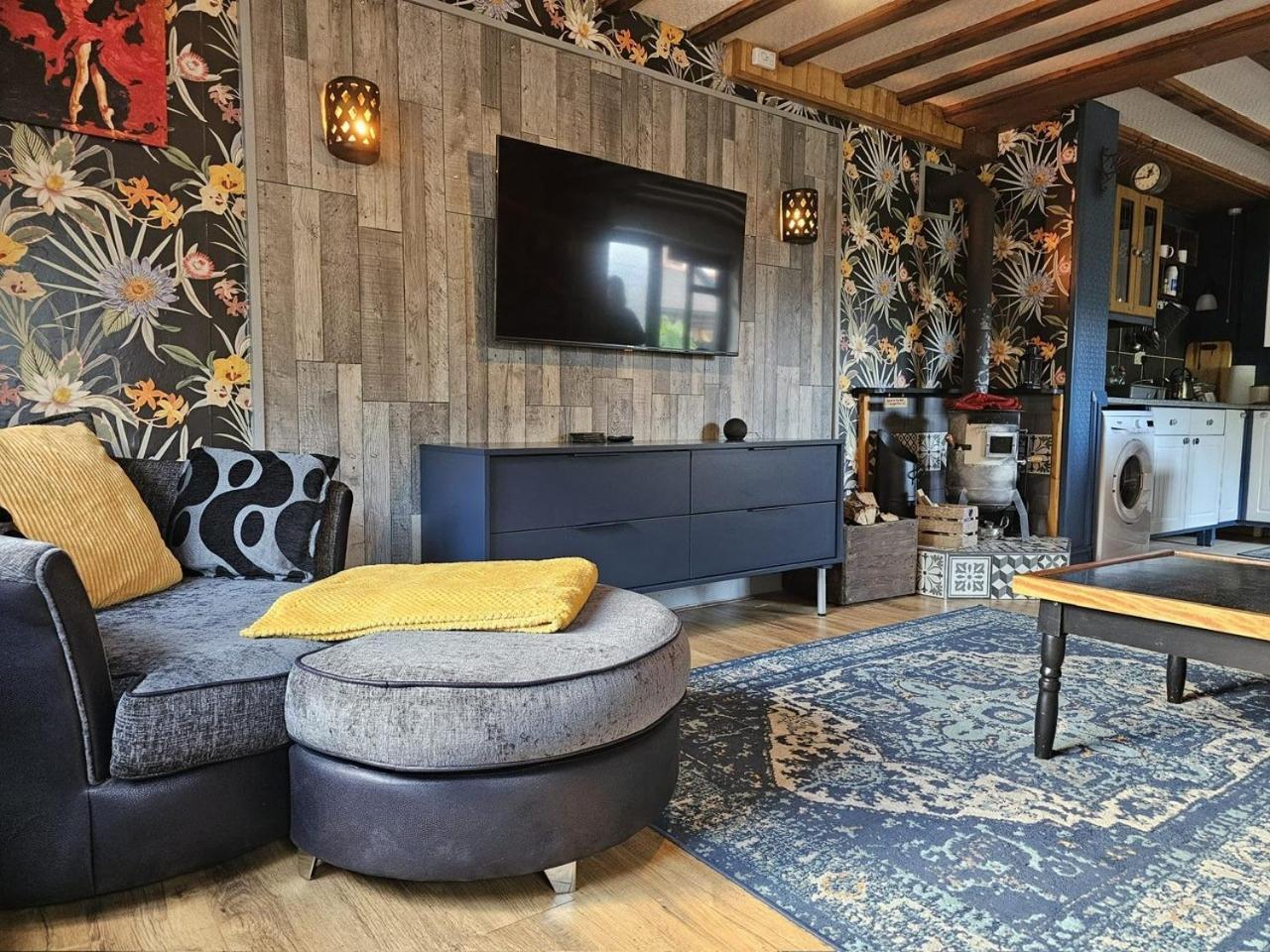The Cottage Govilon 외부 사진
